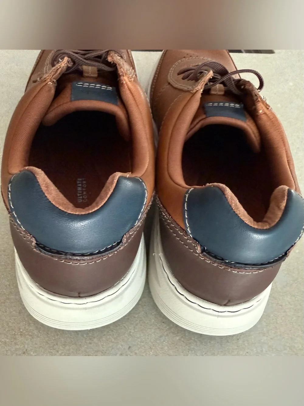 • Clarks • Craftwell Lace Tan Leather • NWT •